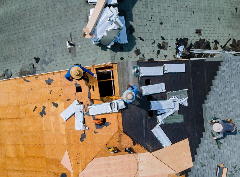 Asphalt Roof Replacement - Asphalt Roof Replacement Grand Blanc, Michigan